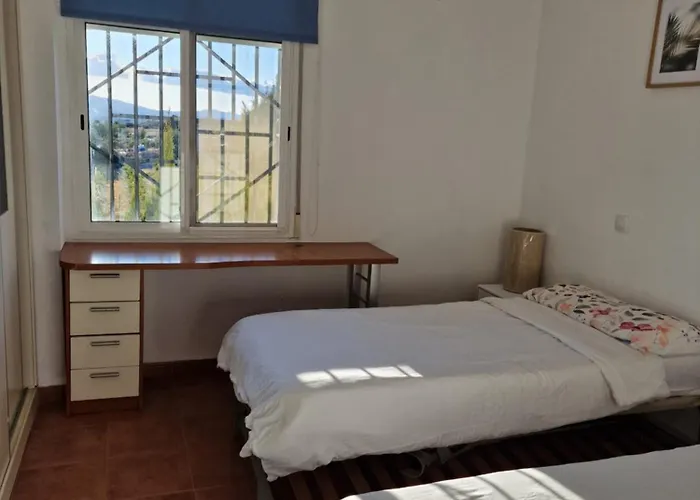 Beautiful With Huge Private Pool And Vineyard View *