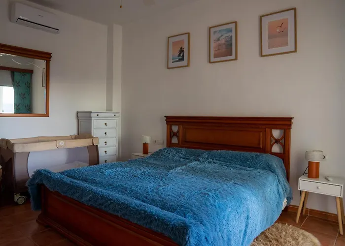 Beautiful With Huge Private Pool And Vineyard View *