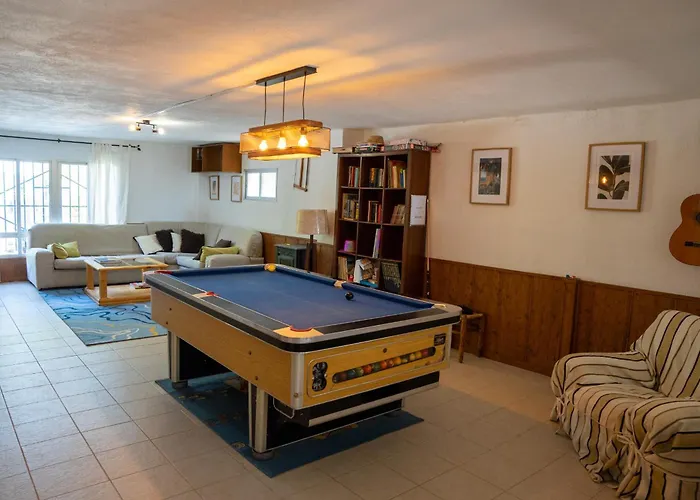 Βίλα Beautiful With Huge Private Pool And Vineyard View