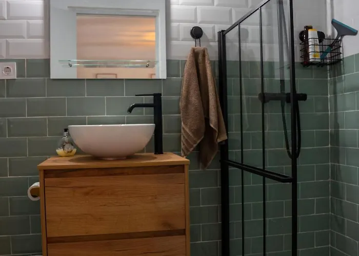 Beautiful With Huge Private Pool And Vineyard View Βίλα *