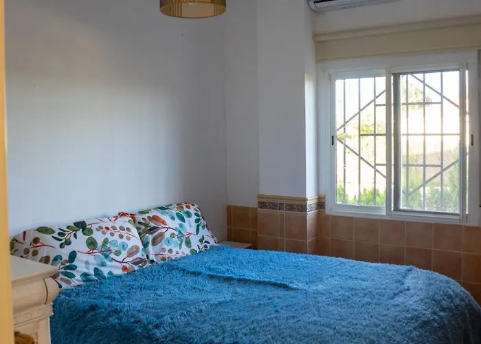 Beautiful With Huge Private Pool And Vineyard View * Βαλένθια